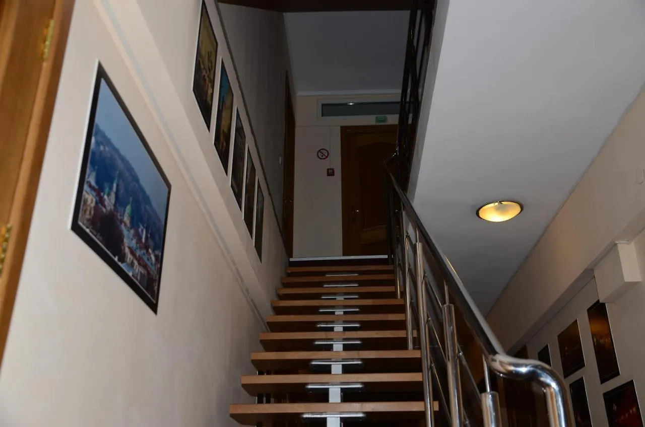 Gasthuis Burger Plus Inn Lviv
